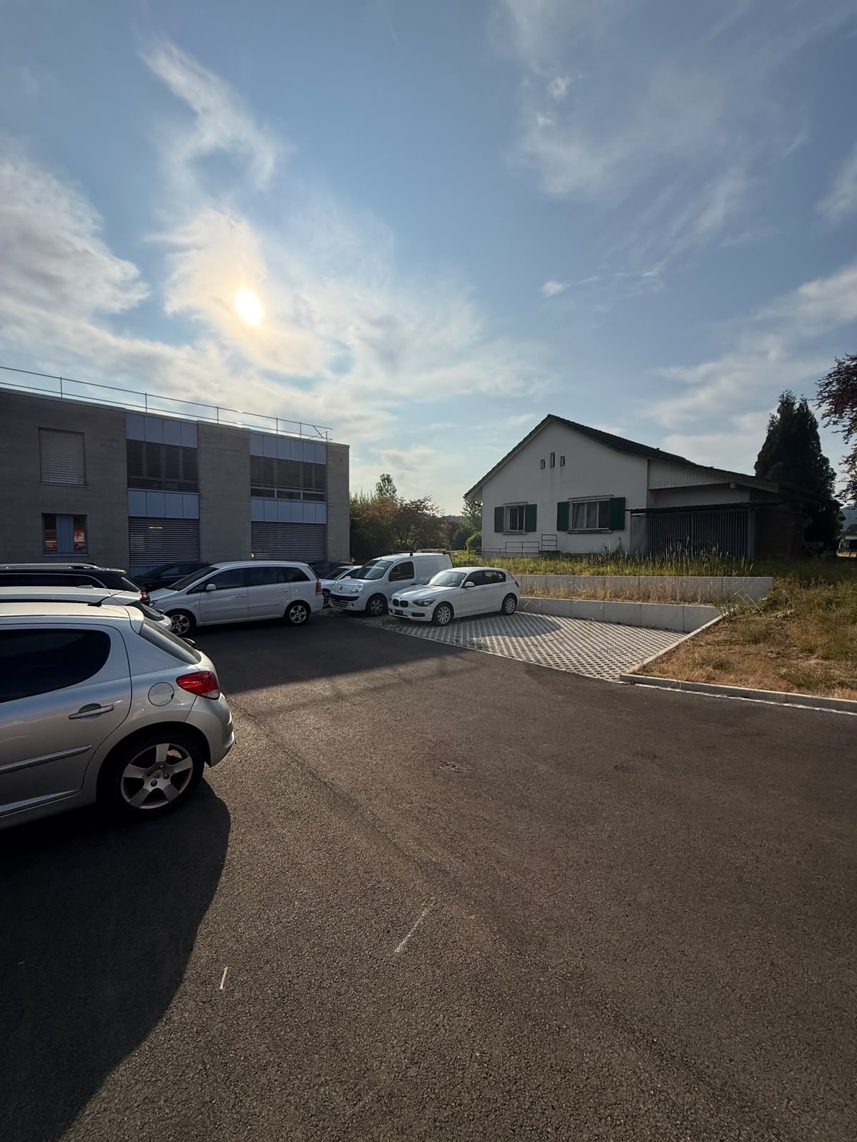 Moderne Gewerbehalle mit 408 m² - 6 Parkplätze & NK inklusive - 5