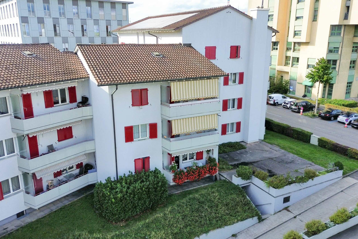 Charmante 3.5-Zimmer-Wohnung in zentraler Lage - 8