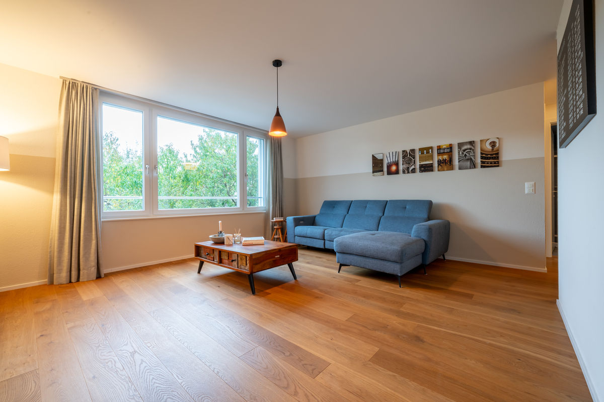 Moderne 4.5-Zimmer Gartenwohnung - 2