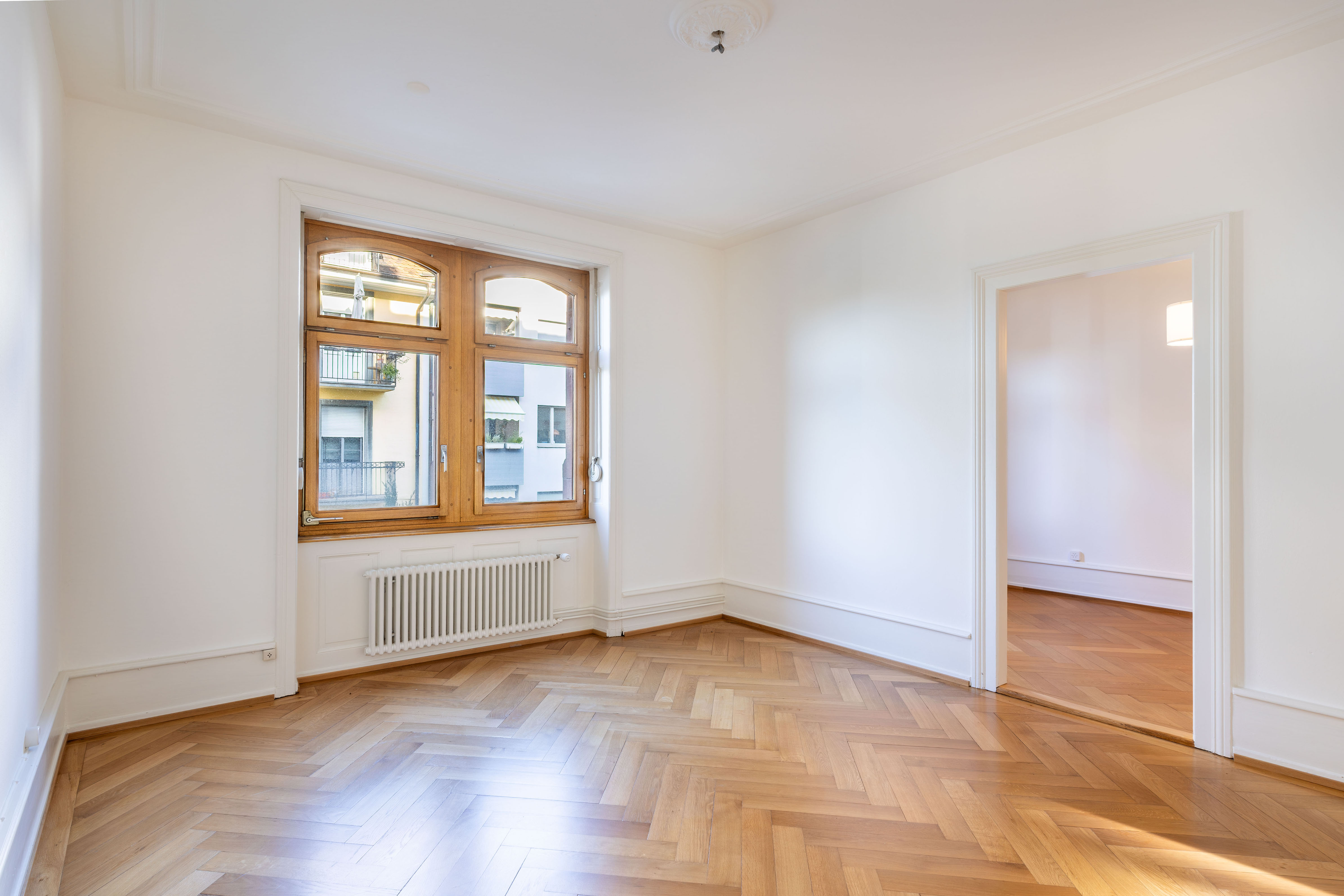 Stilvolle 2-Zimmer-Altbauwohnung im 1. OG mit Rheinblick - 2