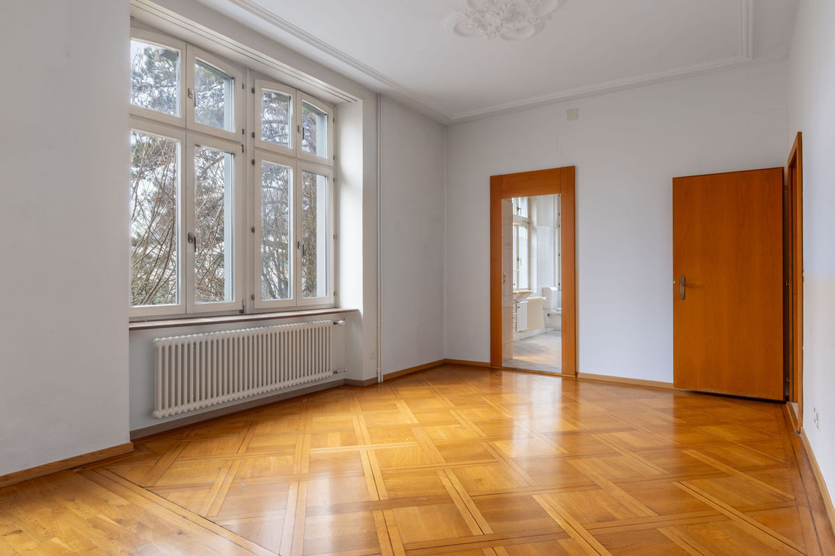 Historisches Mehrfamilienhaus - 4