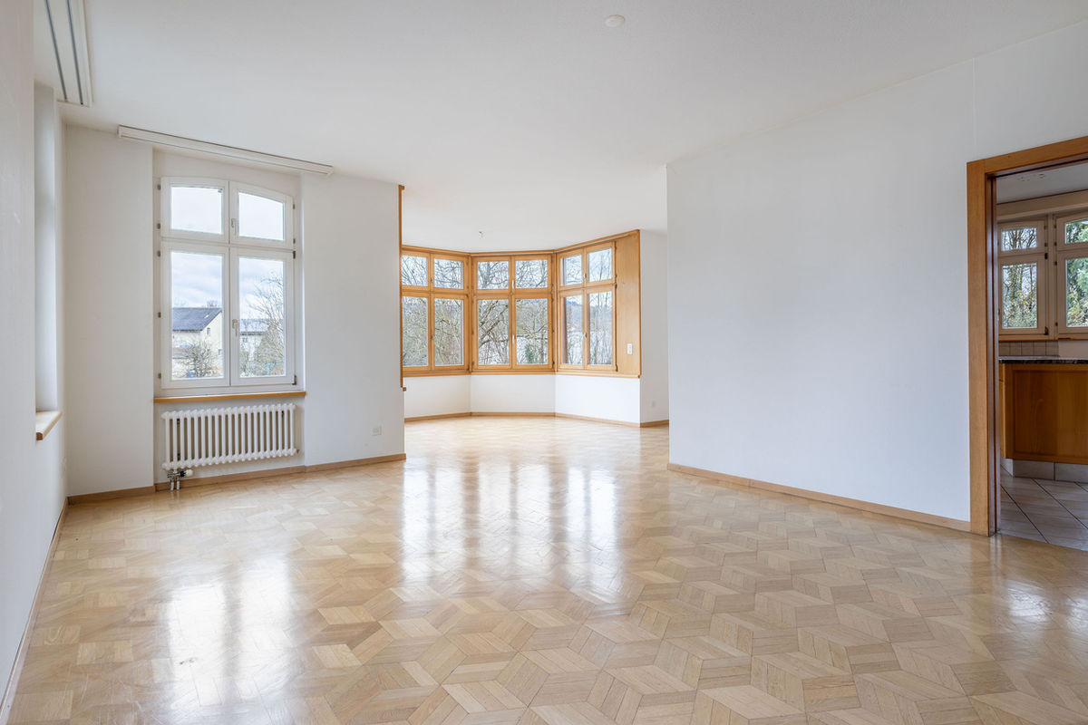 Historisches Mehrfamilienhaus - Bild 1
